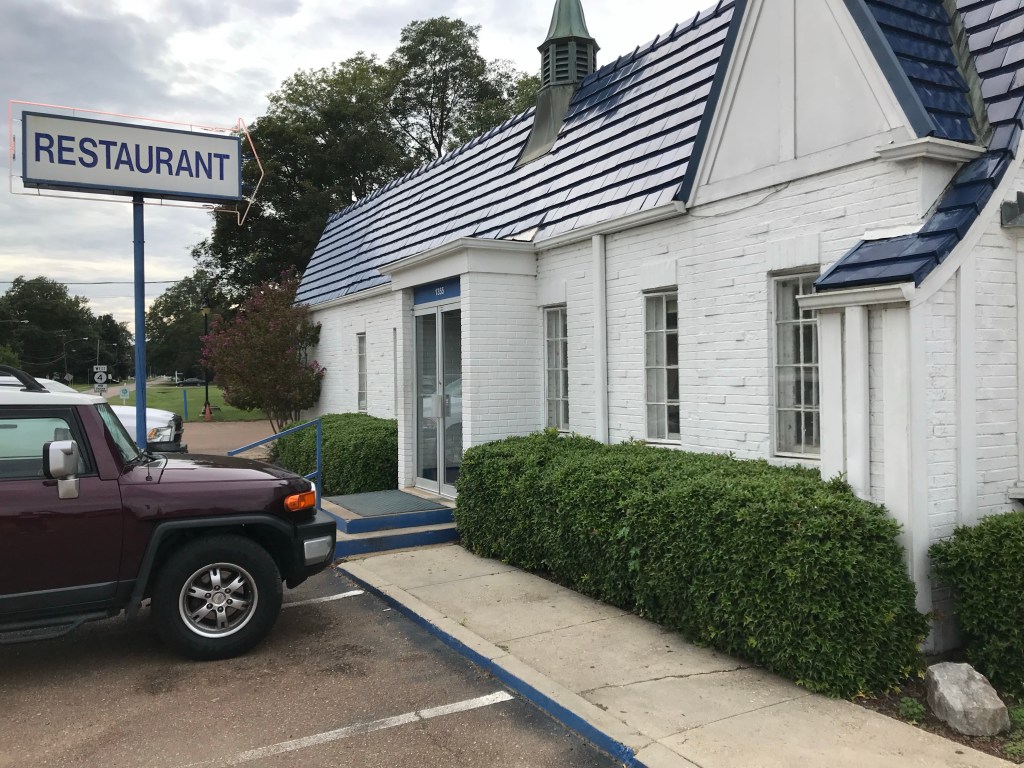 Blue & White&nbsp;Cafe